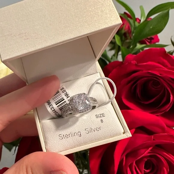 925 Sterling Silver CZ Halo Engagement/ Promise Ring - Picture 10 of 11